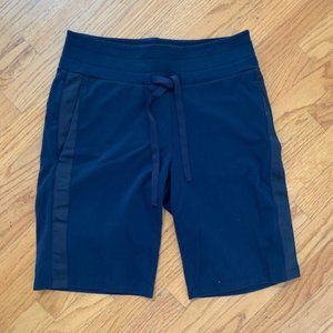 Athleta bermuda length street shorts, size S, tall